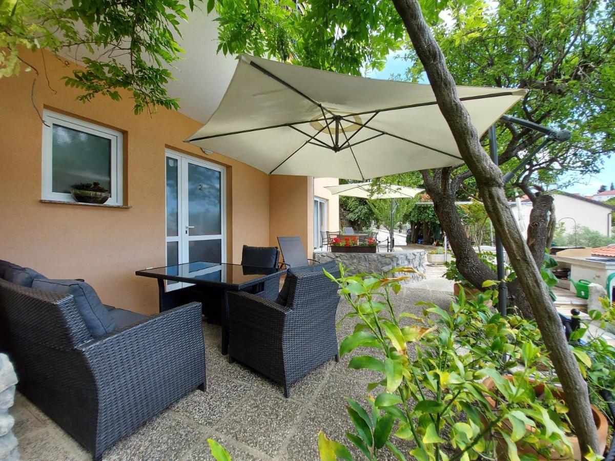Appartement Sea & Honey à Krk Town Extérieur photo