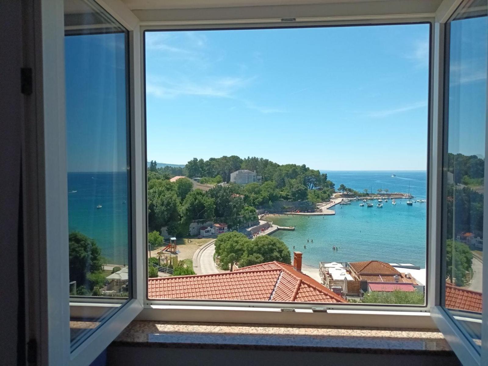 Appartement Sea & Honey à Krk Town Extérieur photo