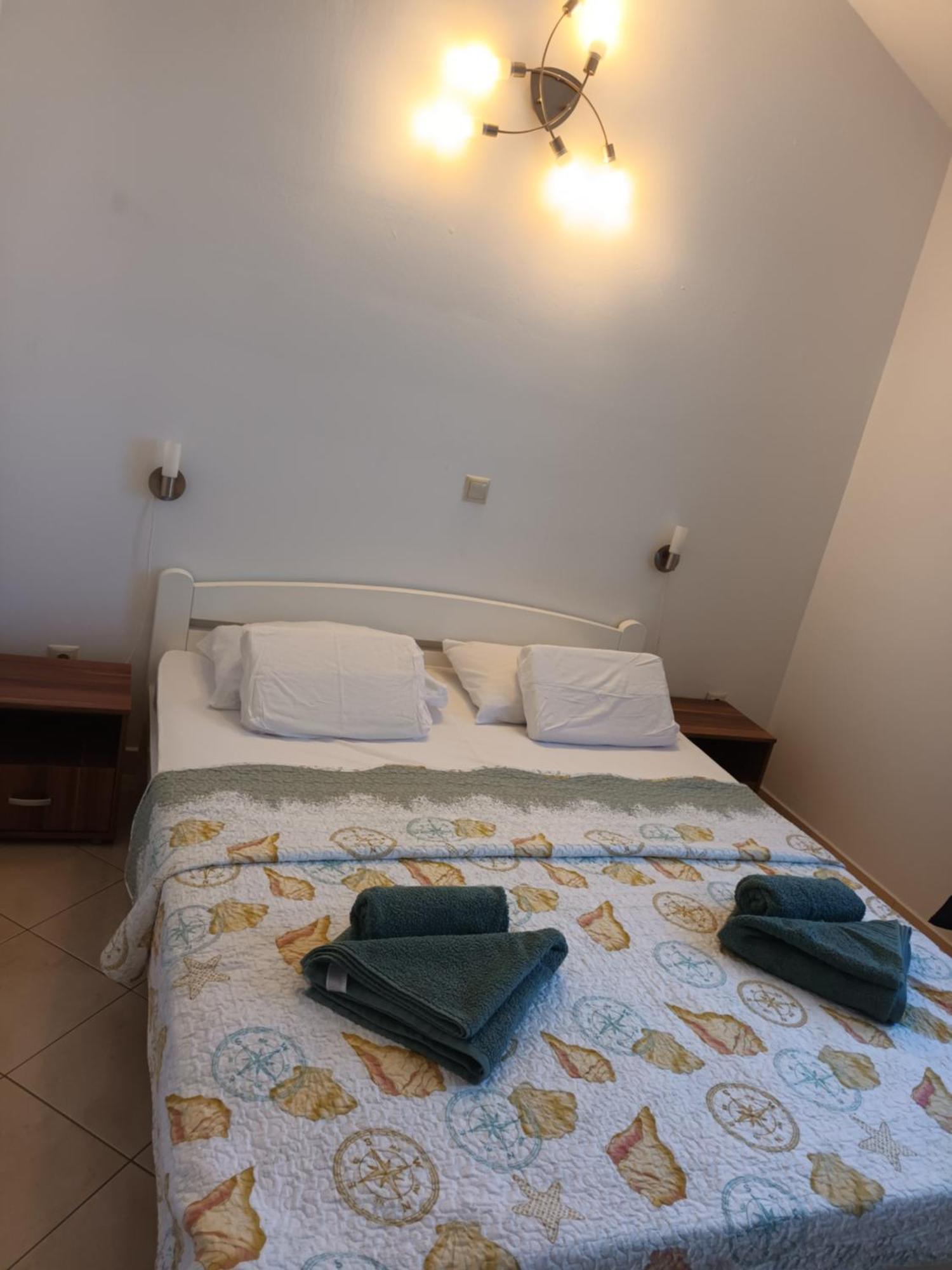 Appartement Sea & Honey à Krk Town Extérieur photo